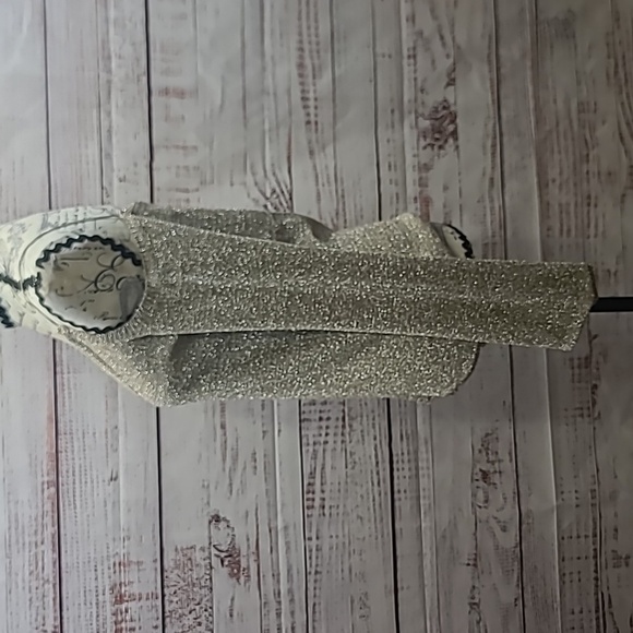 Arzu Sabanci for KOTON Off the shoulder metallic knit - Picture 4 of 7